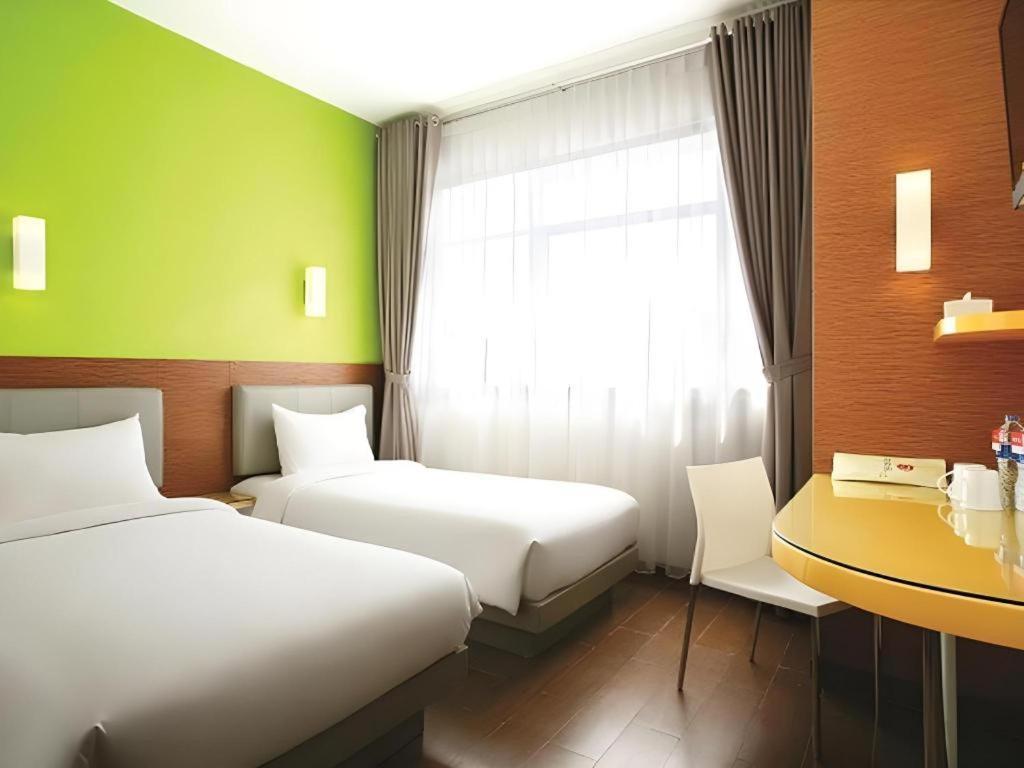 Amaris Hotel Pakuan בוגור מראה חיצוני תמונה